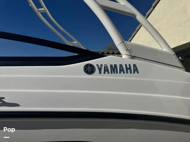 Yamaha Ar190