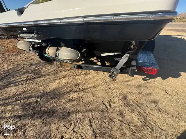 Scarab 215 Wake