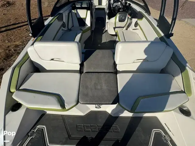 Scarab 215 Wake