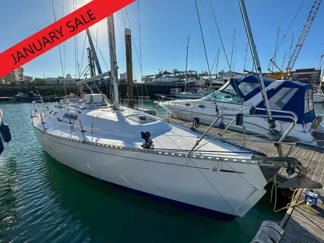 Dufour 32 Classic for sale in United Kingdom for £33,500 ($42,057)