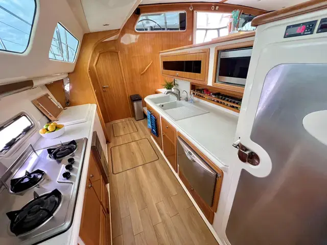 Perry 63 Prestige Motor Sailer