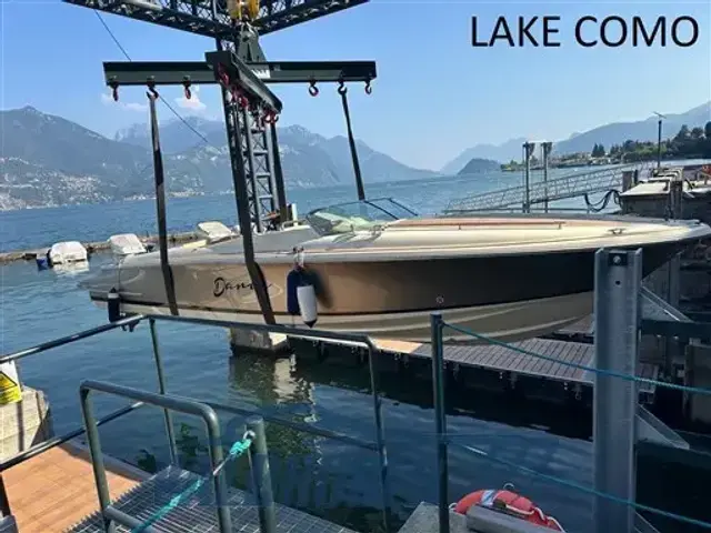 Chris Craft 32 Corsair for sale in Italy for €250,000 (£207,471)