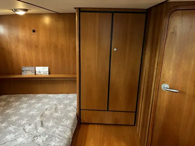 Linssen Grand Sturdy 33.9 AC