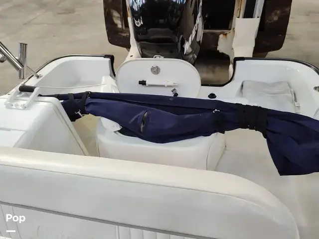 Boston Whaler 1700 Montauk