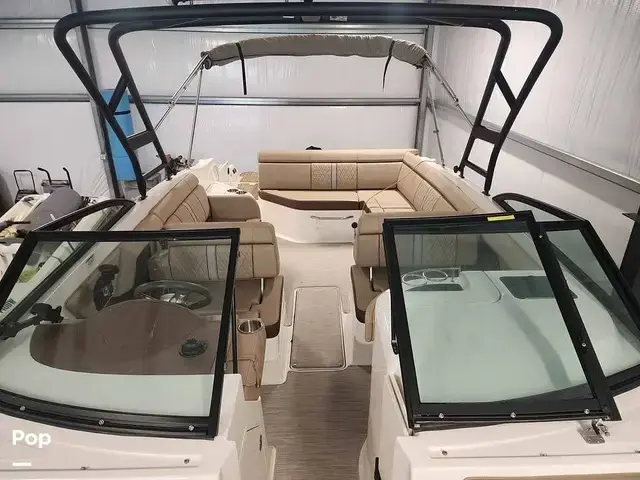 Sea Ray 270