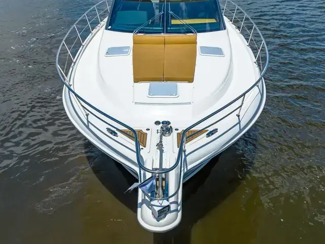 Riviera Sport Yacht 5000