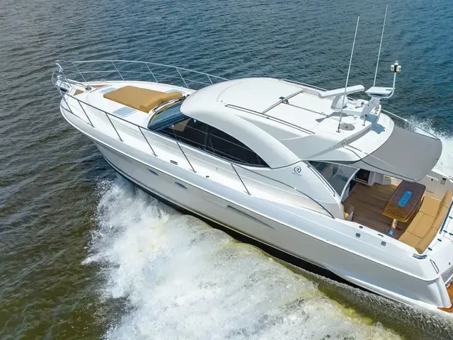 Riviera Sport Yacht 5000