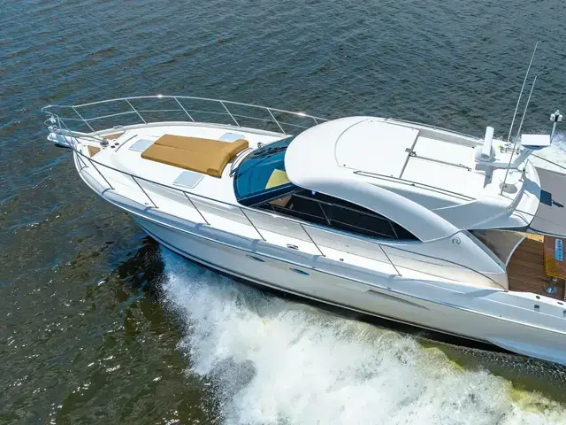 Riviera Sport Yacht 5000