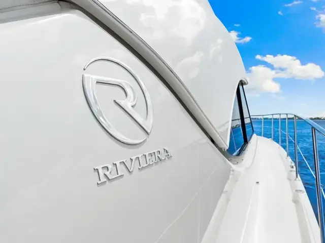 Riviera Sport Yacht 5000