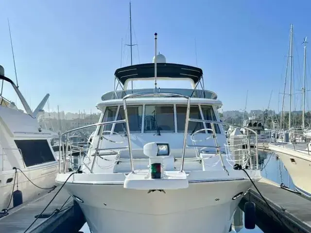 Meridian 490 Pilothouse