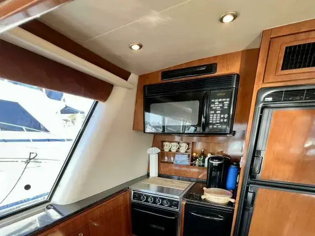 Meridian 490 Pilothouse