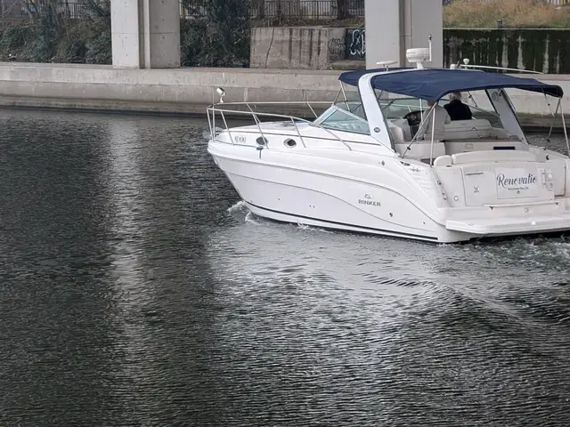 Rinker 342 Express Cruiser