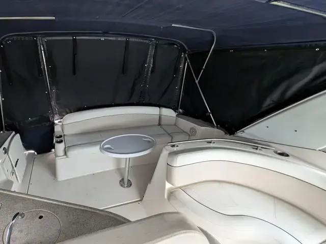 Rinker 342 Express Cruiser