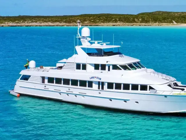 Hatteras Motor Yacht