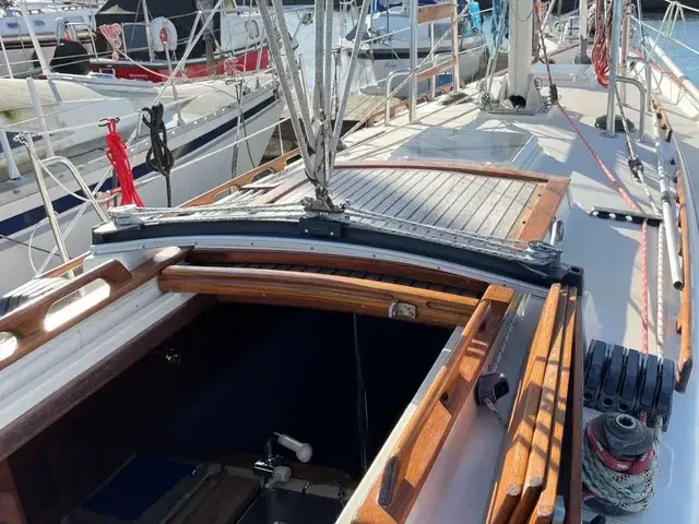 Pacific Seacraft 34