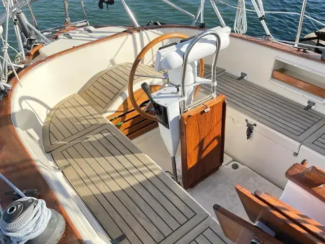 Pacific Seacraft 34