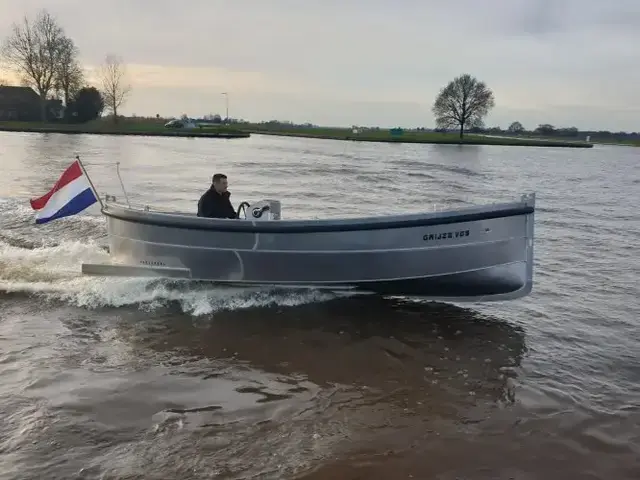 Van Vossen 600 Sloep DE GROOTSTE SLOEPENSHOWROOM VAN NEDERLAND