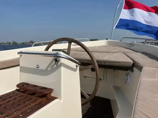 Seafury 730 DE GROOTSTE SLOEPENSHOWROOM VAN NEDERLAND