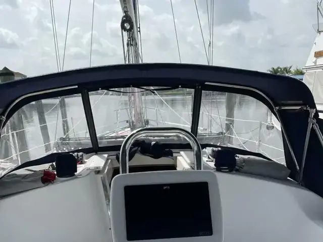 Catalina 350