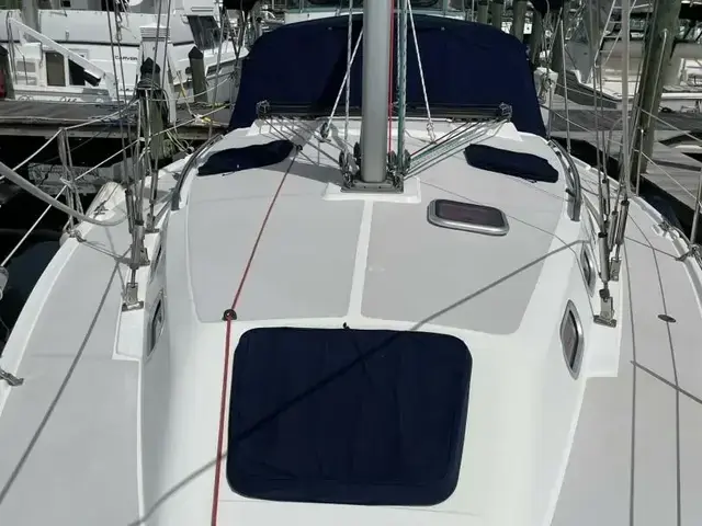 Catalina 350