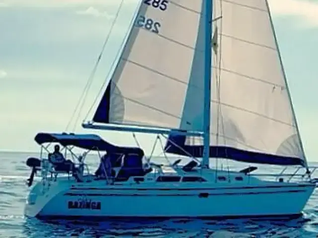 Catalina 350