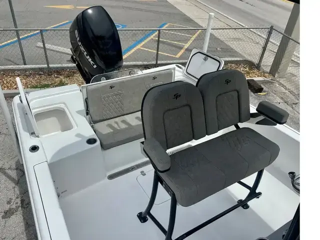 Sea Pro 250 DLX BAY