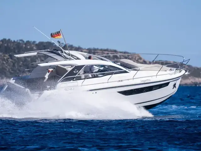 Sealine S330