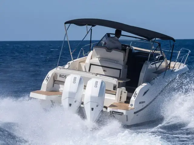 Quicksilver 875 Sundeck