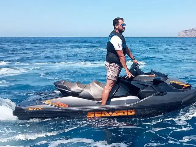 Bombardier SEADOO GTX 230 -