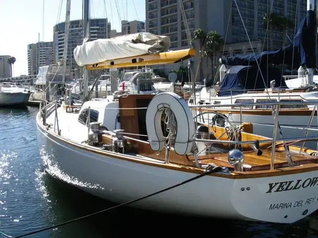 Columbia Yachts 50