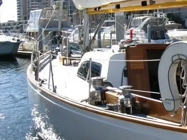 Columbia Yachts 50