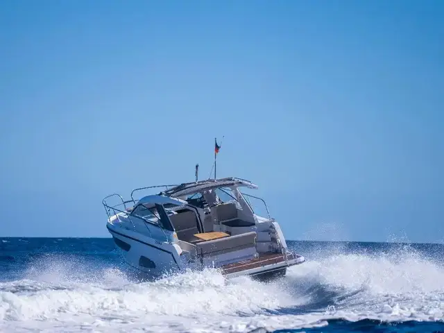 Sealine S330