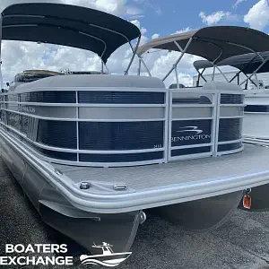 2023 Bennington Pontoons 24LXFBC