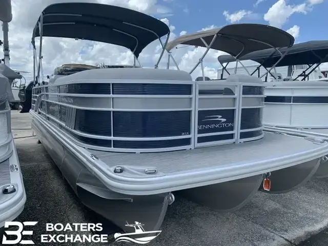 Bennington Pontoons 24LXFBC