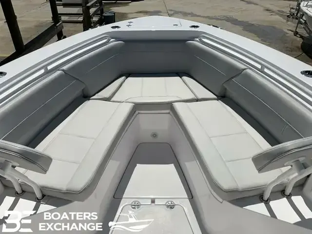 Everglades Boats 335cc