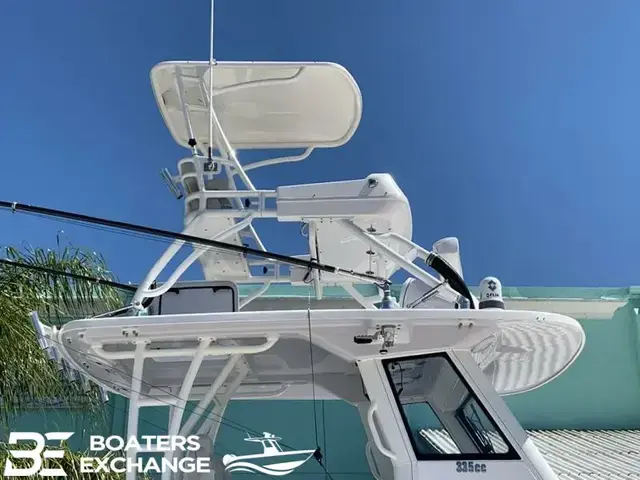 Everglades Boats 335cc