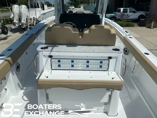 Everglades Boats 285 CC