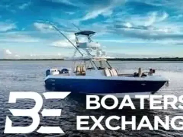 Everglades Boats 395 CC