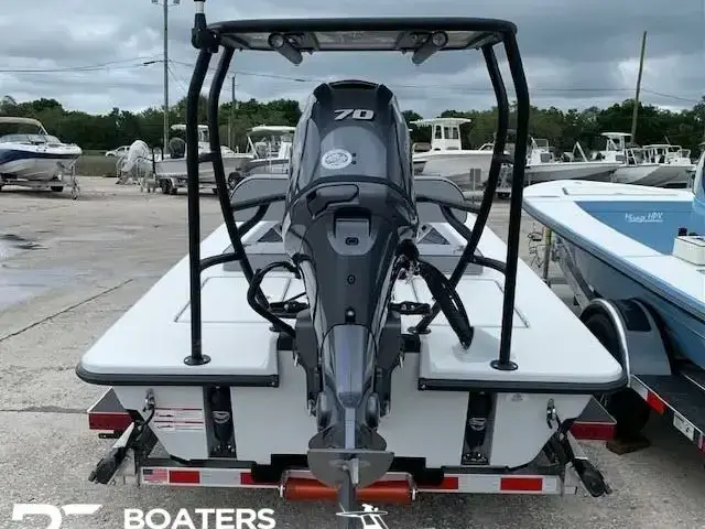 Maverick Boats HPX-S 17