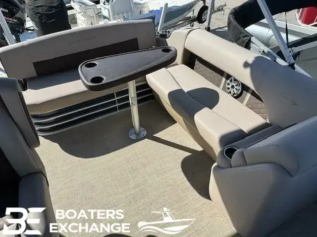 Bennington Pontoons 25SSBXP