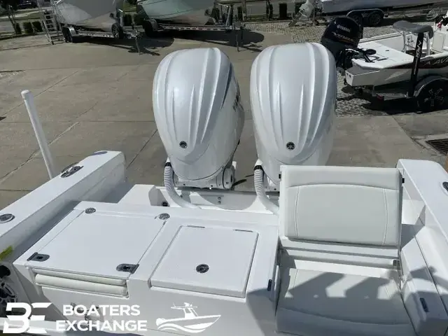 Everglades Boats 273 CC