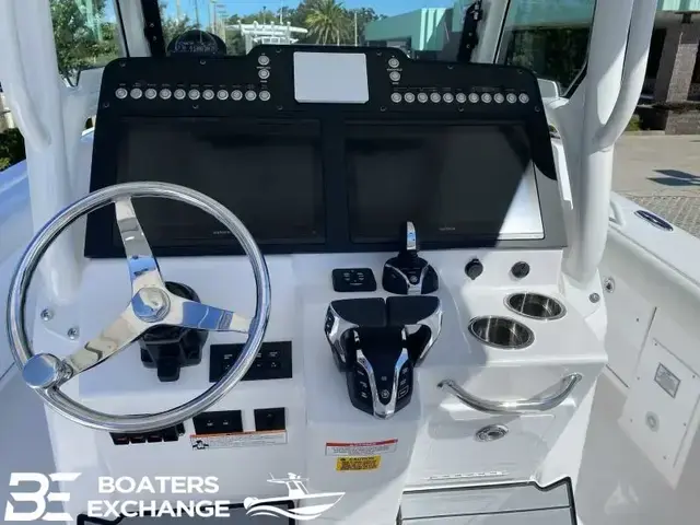 Everglades Boats 273 CC