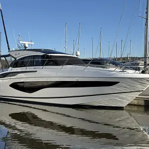 2021 Princess V50