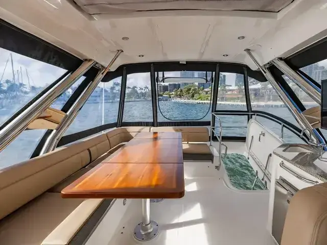 Sea Ray 400 Fly