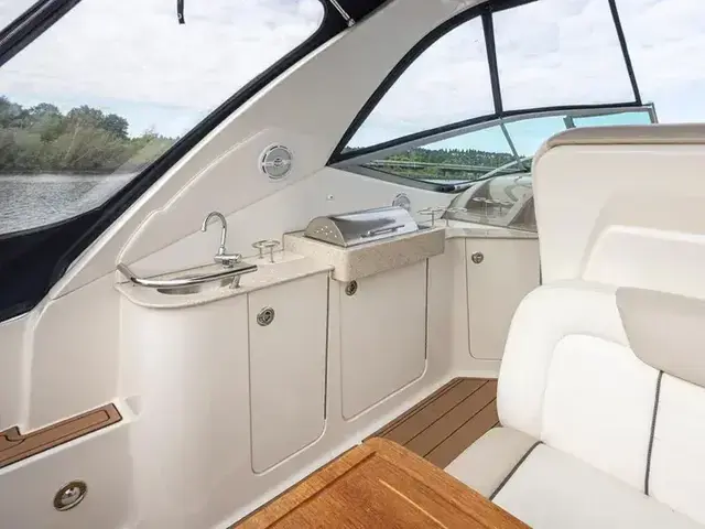 Sea Ray 33