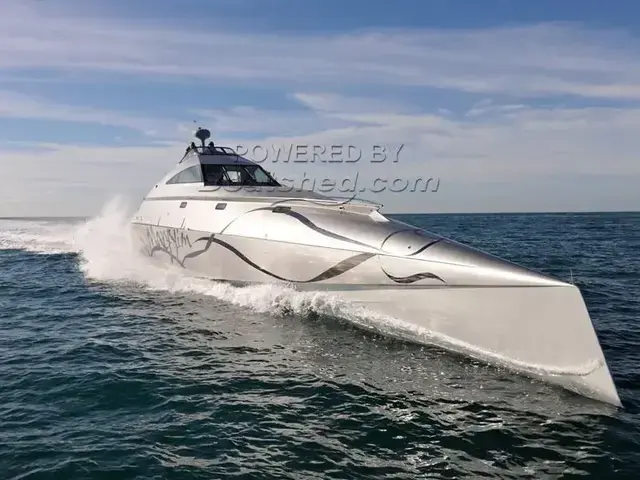 MULTIMARINE COMPOSITES Wave Piercer Speed Boat