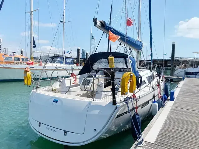 Bavaria 37