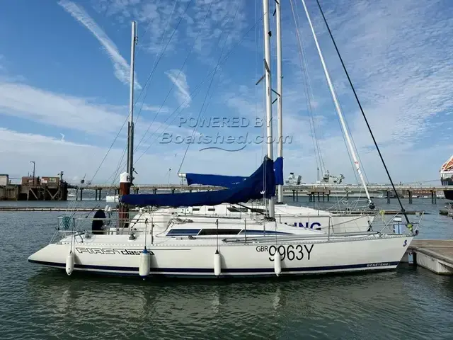 Beneteau First Class 10