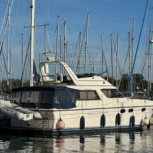 1986 Princess 415