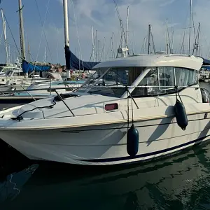 2010 Beneteau Antares 750